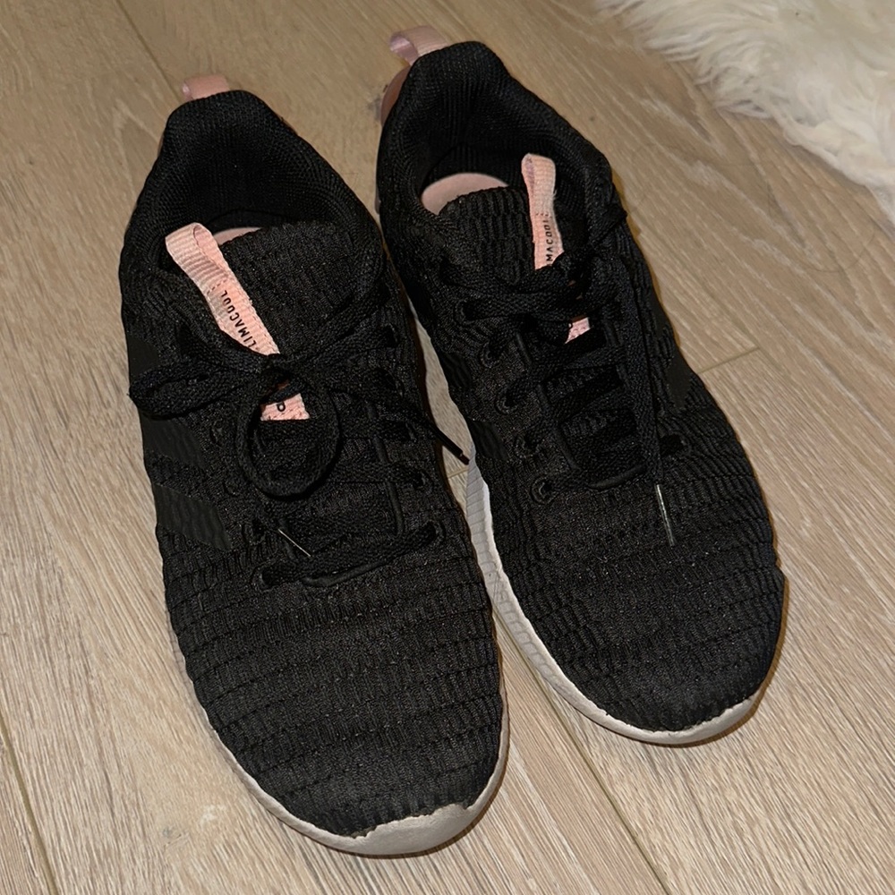 Adidas Shoes US Size 9